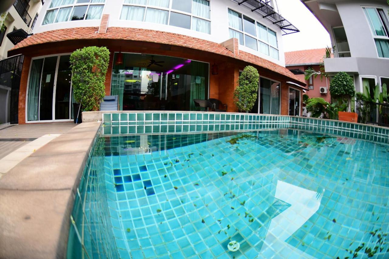 ตำหนักวิลล่า 10 ห้องนอน พร้อมสระว่ายน้ำส่วนตัว Ban Nong Tabaek Esterno foto
